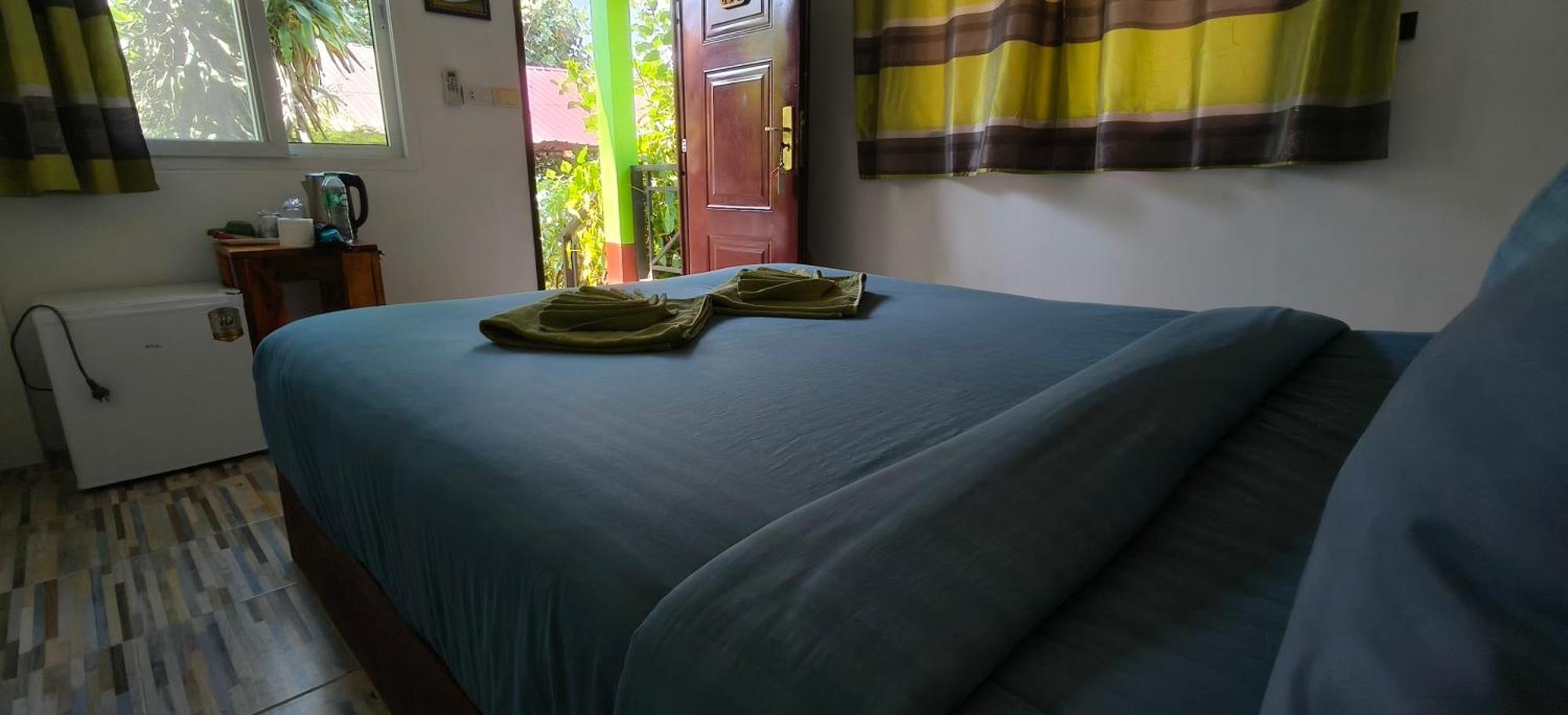 Yuyu Golden Beach Koh Chang Quarto foto